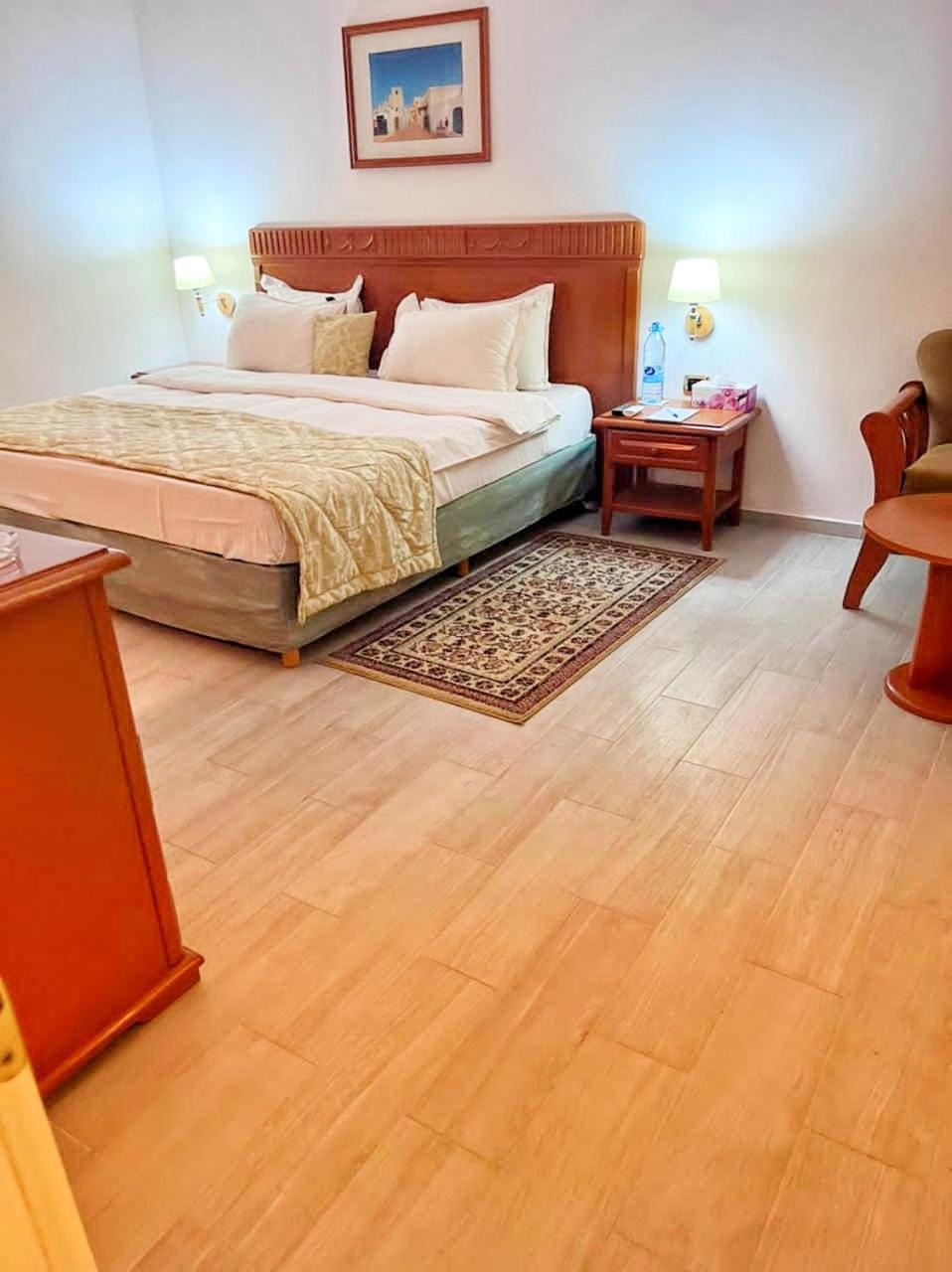 L'Amitie Hotel อึนจาเมนา ภายนอก รูปภาพ