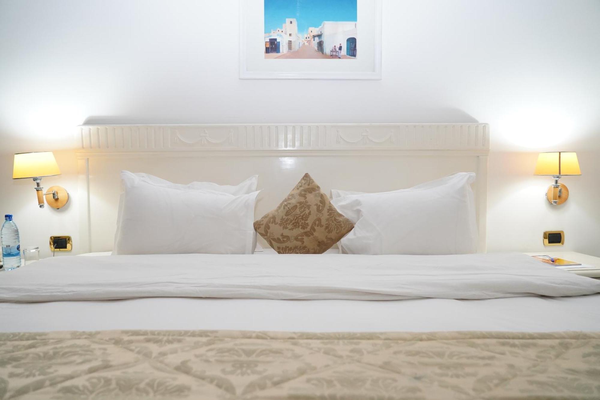 L'Amitie Hotel อึนจาเมนา ภายนอก รูปภาพ