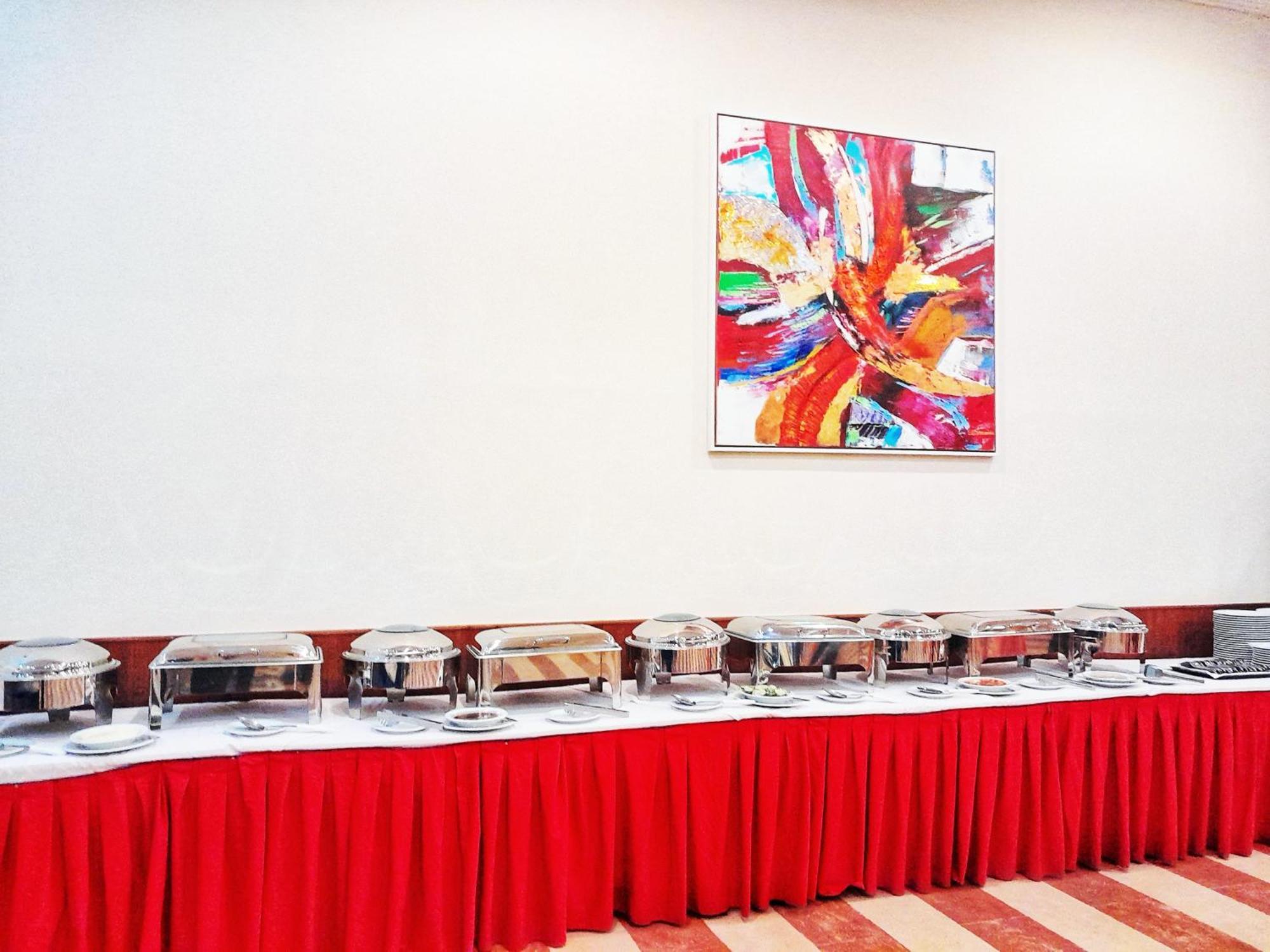 L'Amitie Hotel อึนจาเมนา ภายนอก รูปภาพ