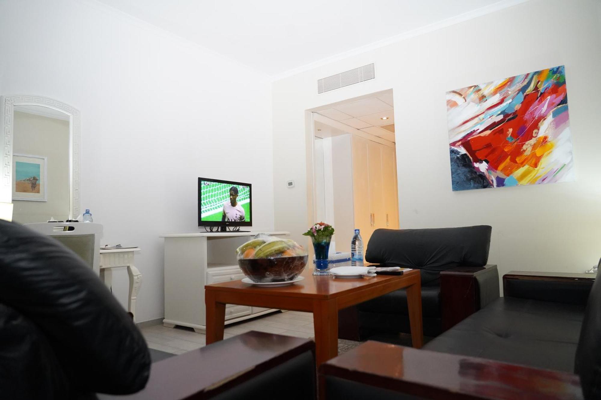 L'Amitie Hotel อึนจาเมนา ภายนอก รูปภาพ
